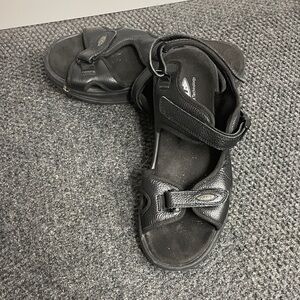 MBT Sandals Black Adjustable womens size 9/41 Orthotic comfy casual